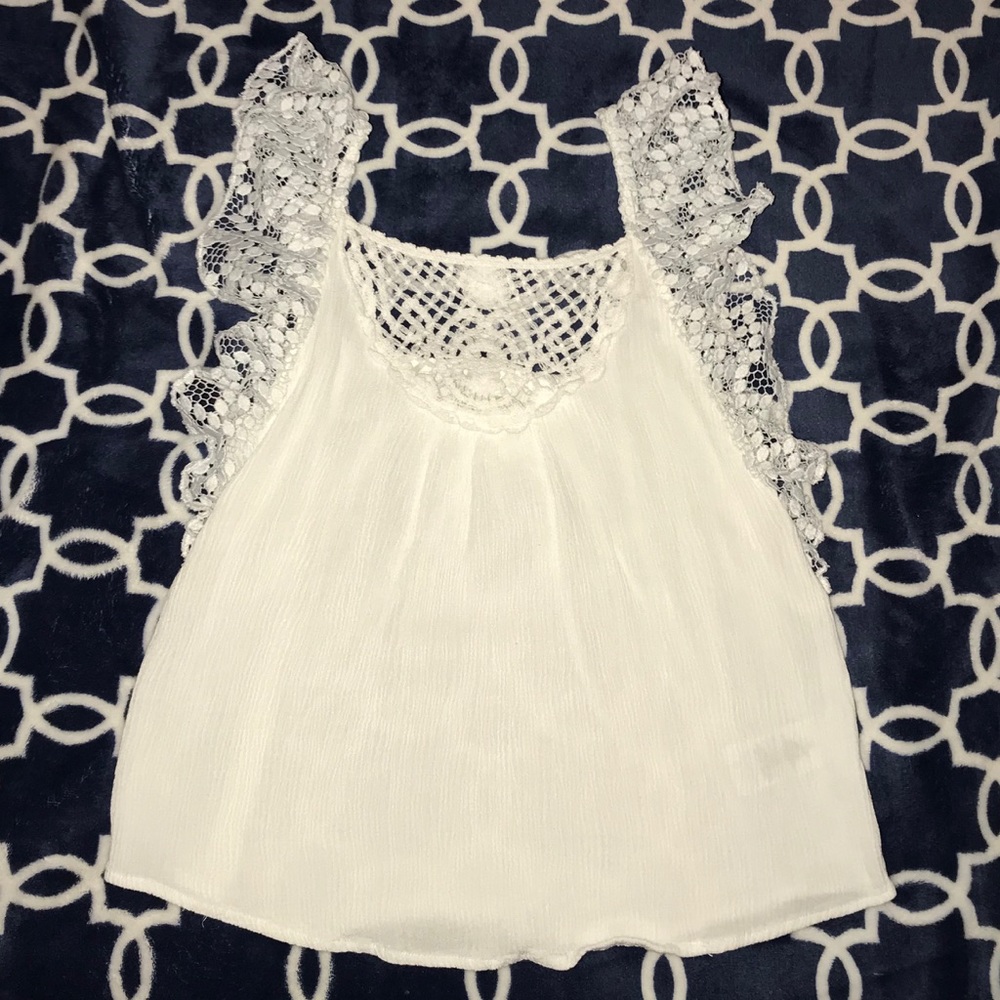 White sheet blouse
